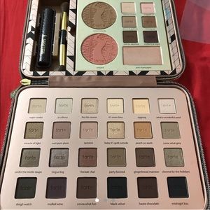 2015 tarte light of the party holiday collection